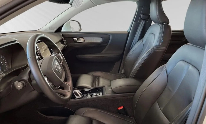 Volvo XC 40 cena 158600 przebieg: 53000, rok produkcji 2022 z Ryki małe 29